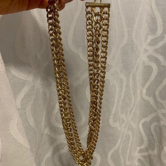Banana Republic Layered Gold Chain Necklace - Picture 2 of 2